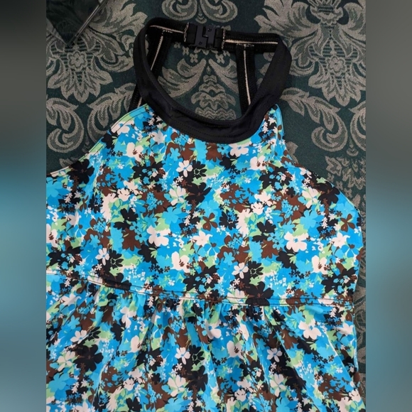 Blue Multicolored Halter Floral Tankini Swim Top W/ Built in Bra S-M - Picture 2 of 6